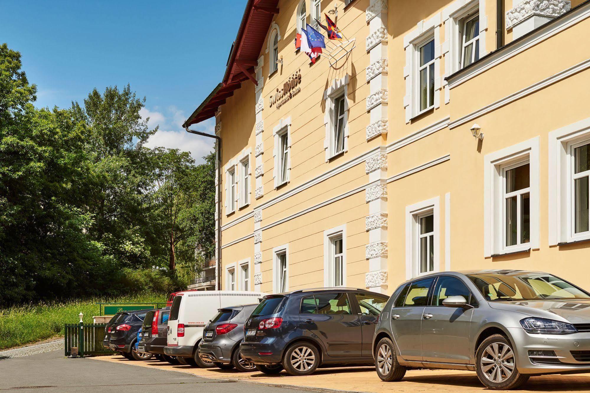 Boutique Hotel Swisshouse Mariánské Lázně Exterior foto
